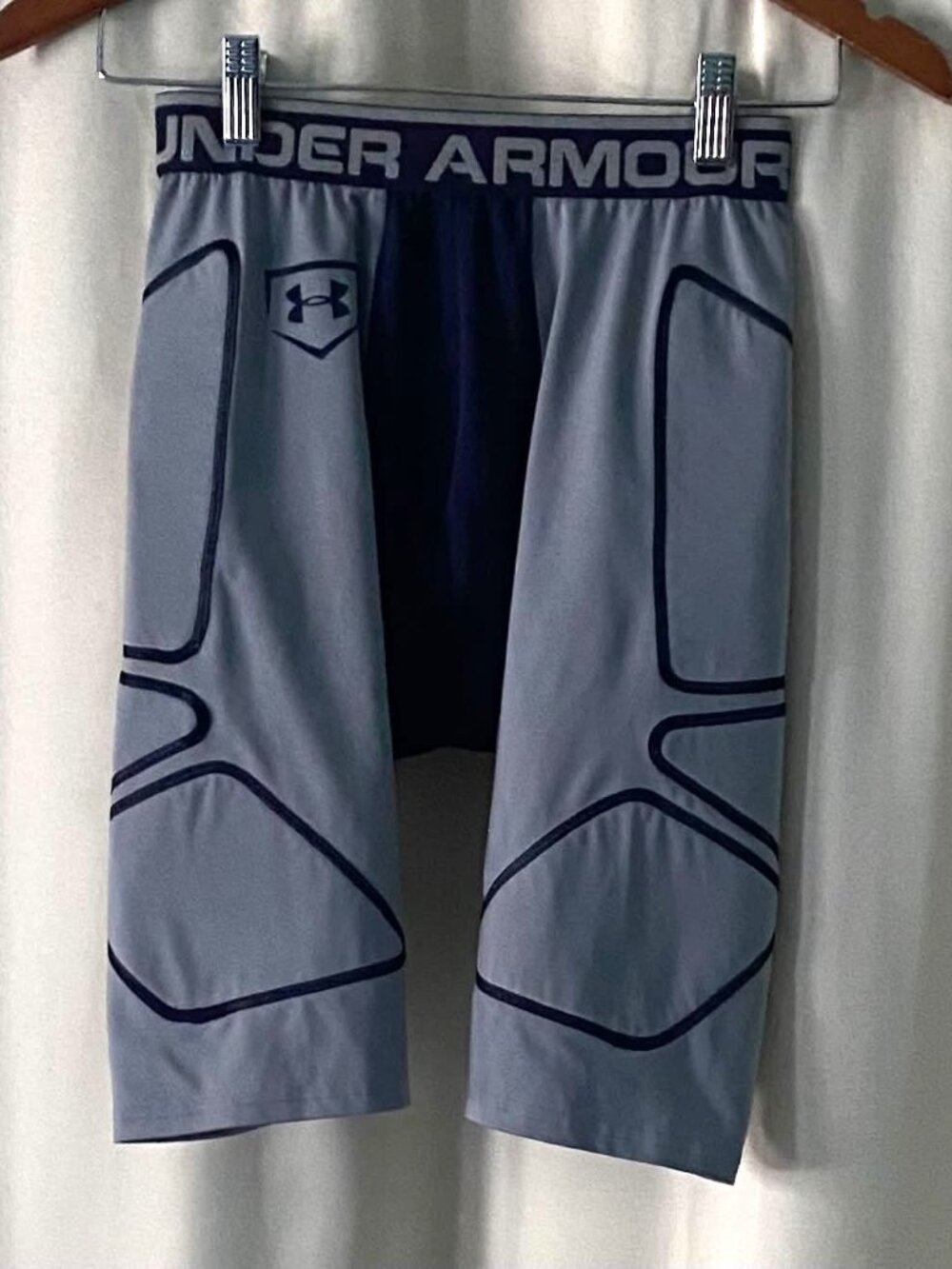 Under Armour Youth Large HeatGear Padded Compression Sliding Shorts Gray